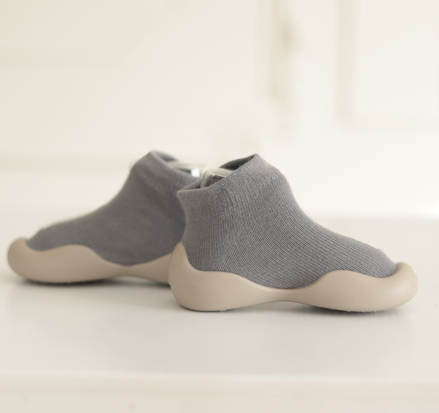 Scarpe a calzino per bambini (Elefante grigio)