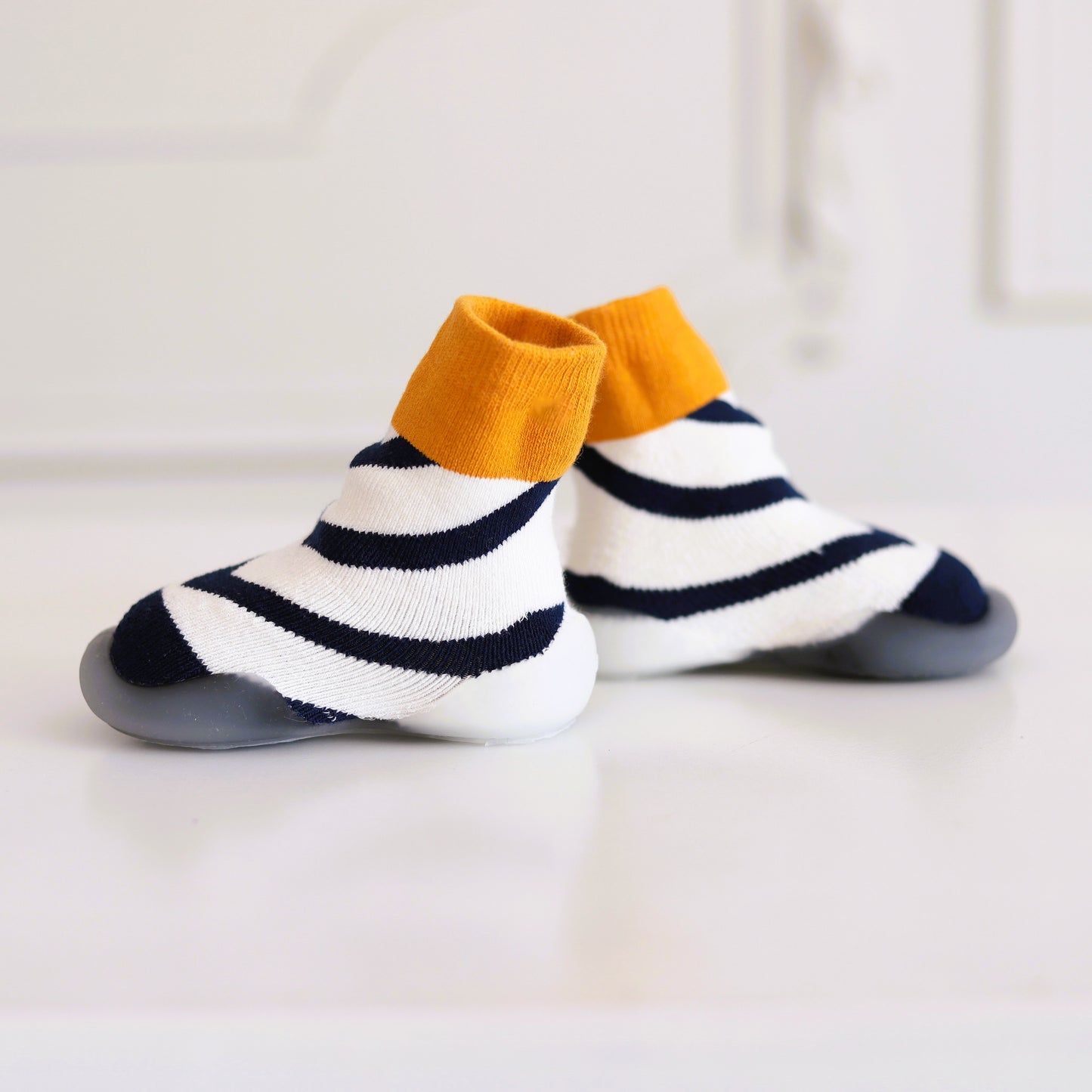 Kinder- Sockenschuhe (Zebra / Marineblau- Gold)